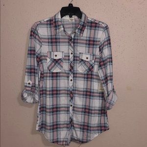 Women’s Plaid Button Up